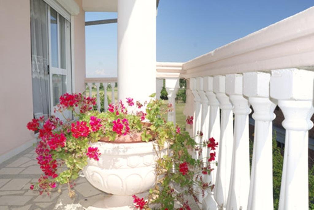 Di Vincenzo Inn Улцинь Экстерьер фото